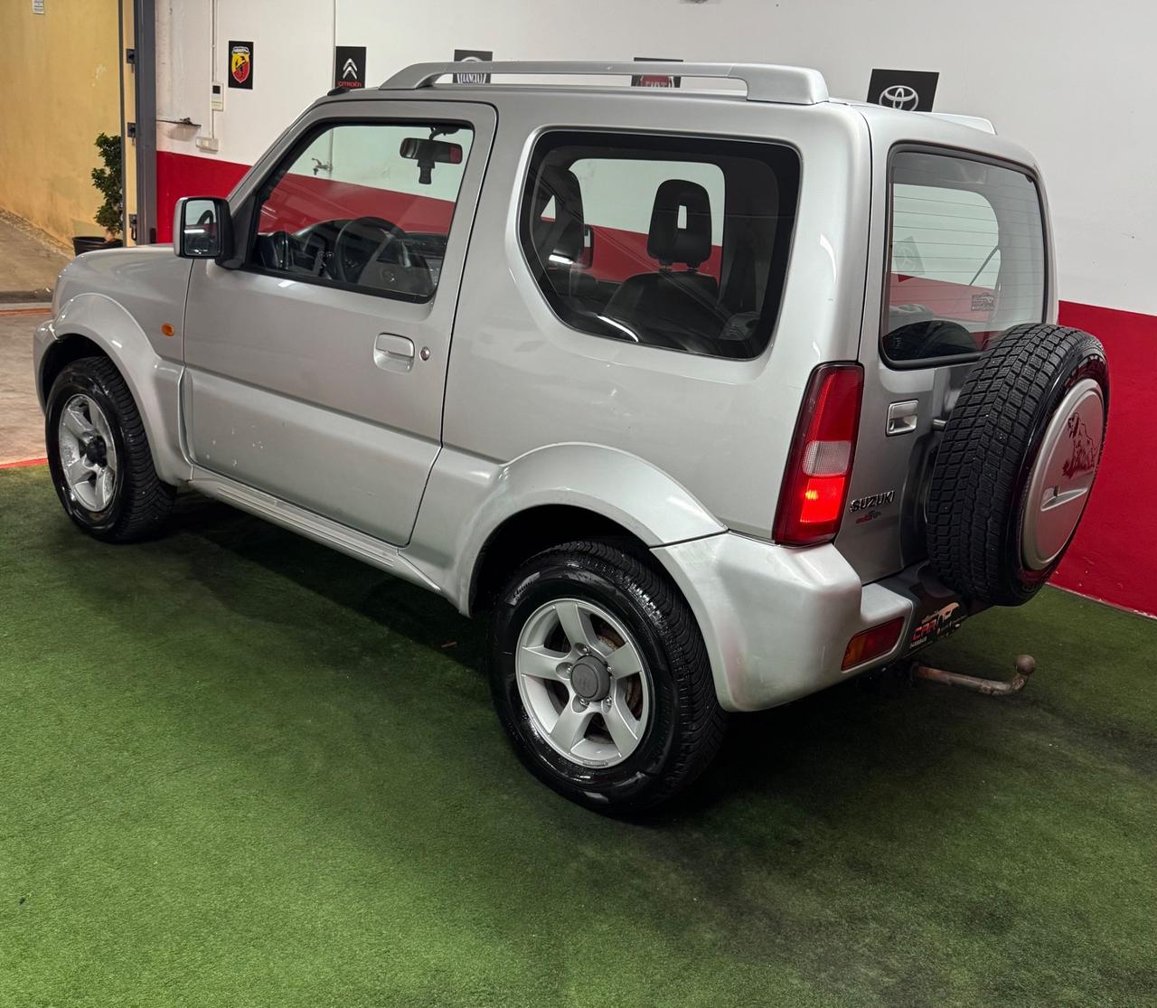 Suzuki Jimny 1.5 DDiS cat 4WD JLX Più