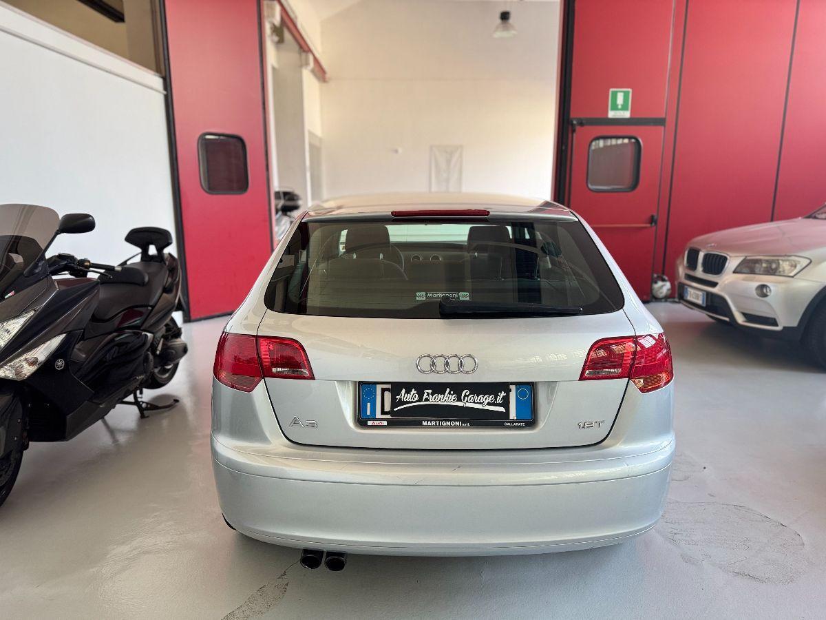 AUDI - A3 - 1.8 TFSI Ambition