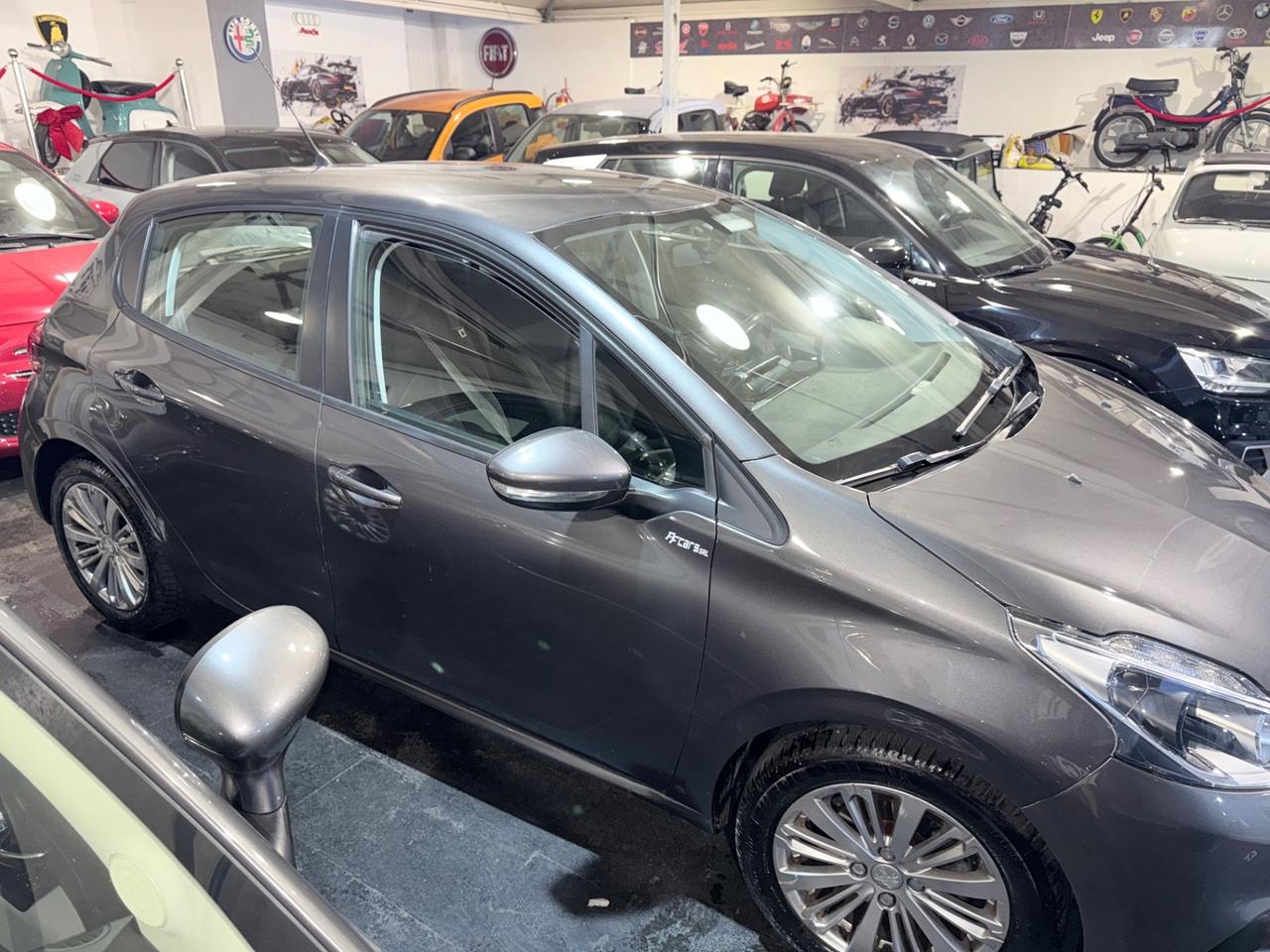 Peugeot 208 BlueHDi 75 5 porte Allure