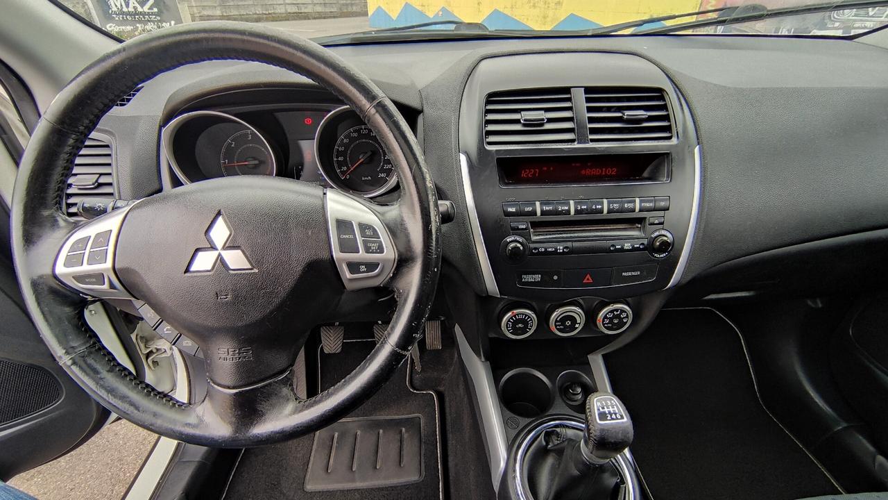 Mitsubishi ASX 1.8 DI-D 150 CV 2WD TETTO - 2011