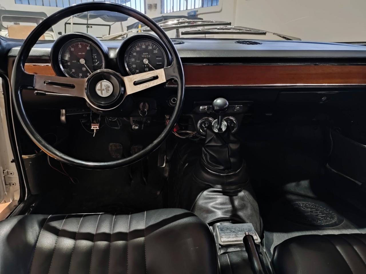 Alfa Romeo GT Gt1300Junior - Scalino - Restauro totale