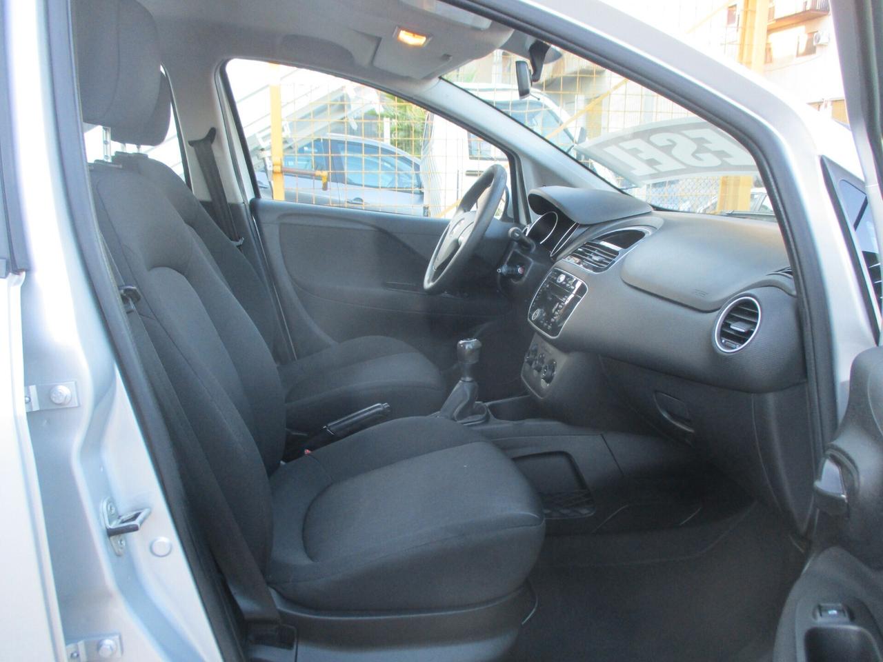 Fiat Punto 1.3 MJT Lounge (PARI AL NUOVO) 2014