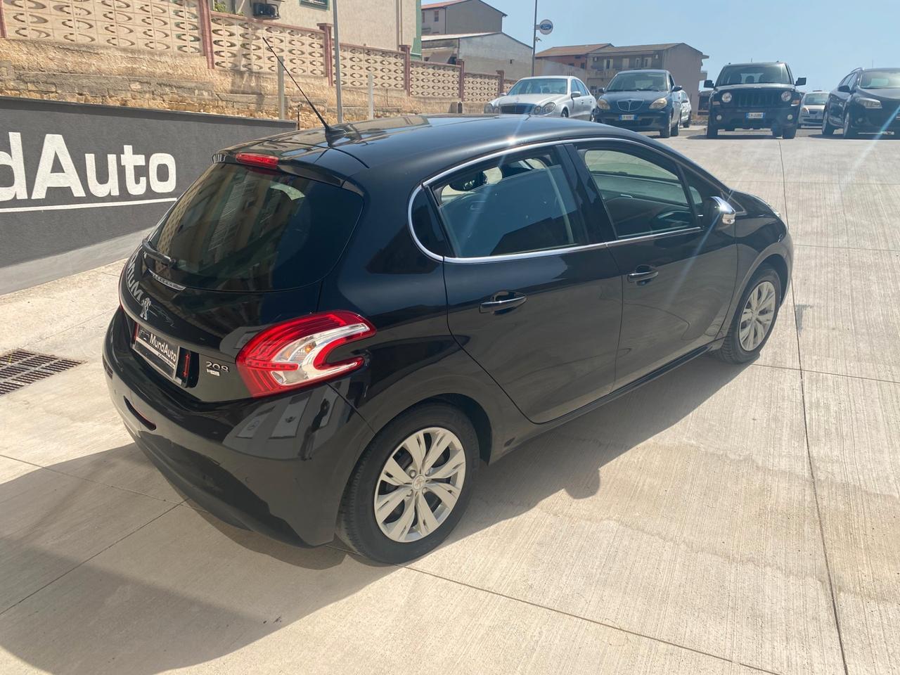 Peugeot 208 1.6 e-HDi 92 CV Stop&Start 5 porte Allure