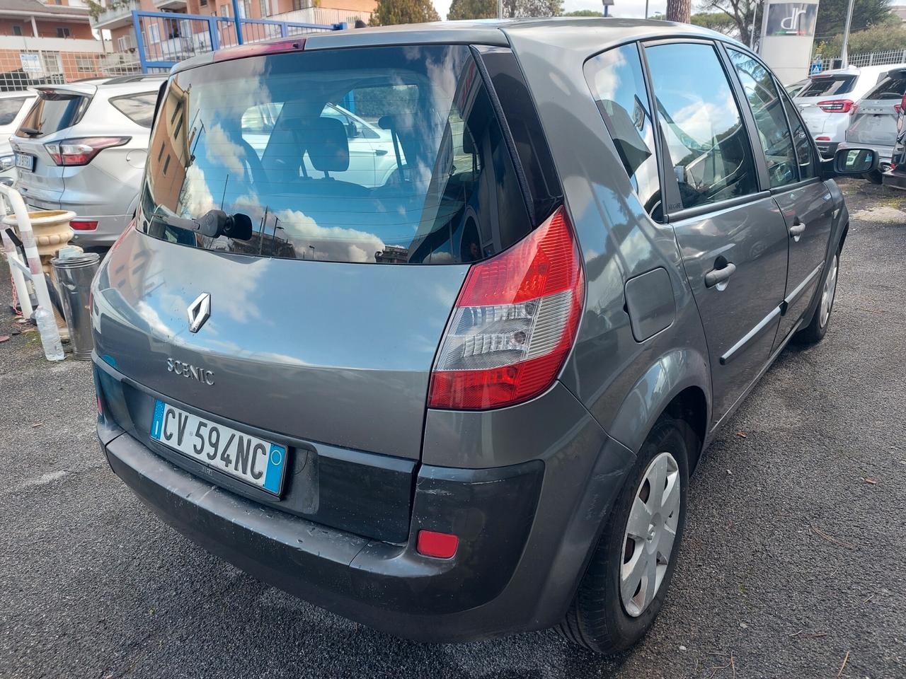 Renault Scenic Scénic 1.6 16V Confort Authentique