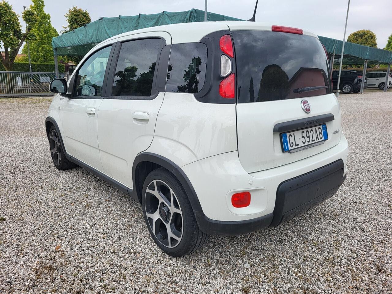Fiat Panda 1.0 FireFly S&S Hybrid Sport