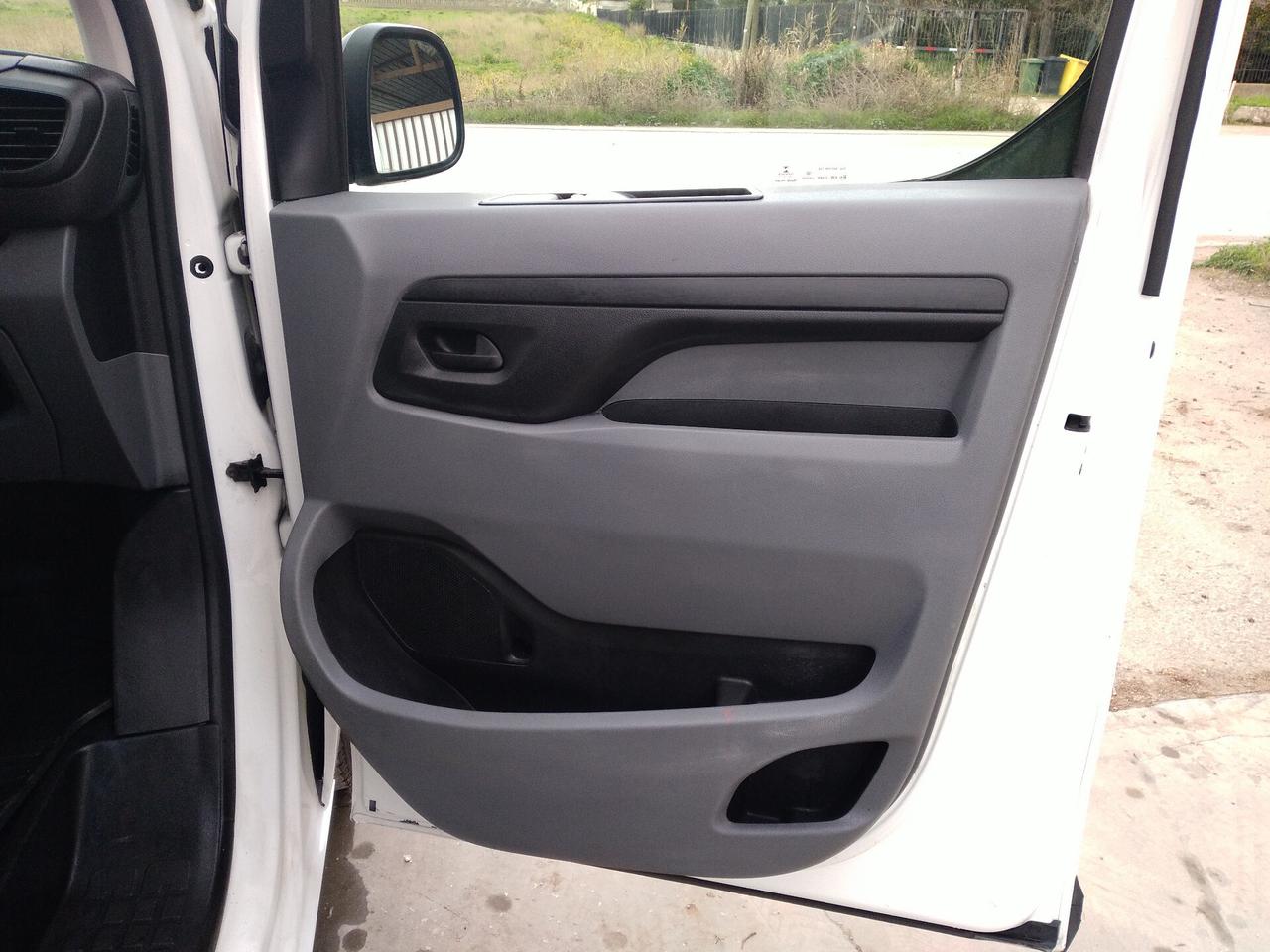 Peugeot Expert BlueHDi 100