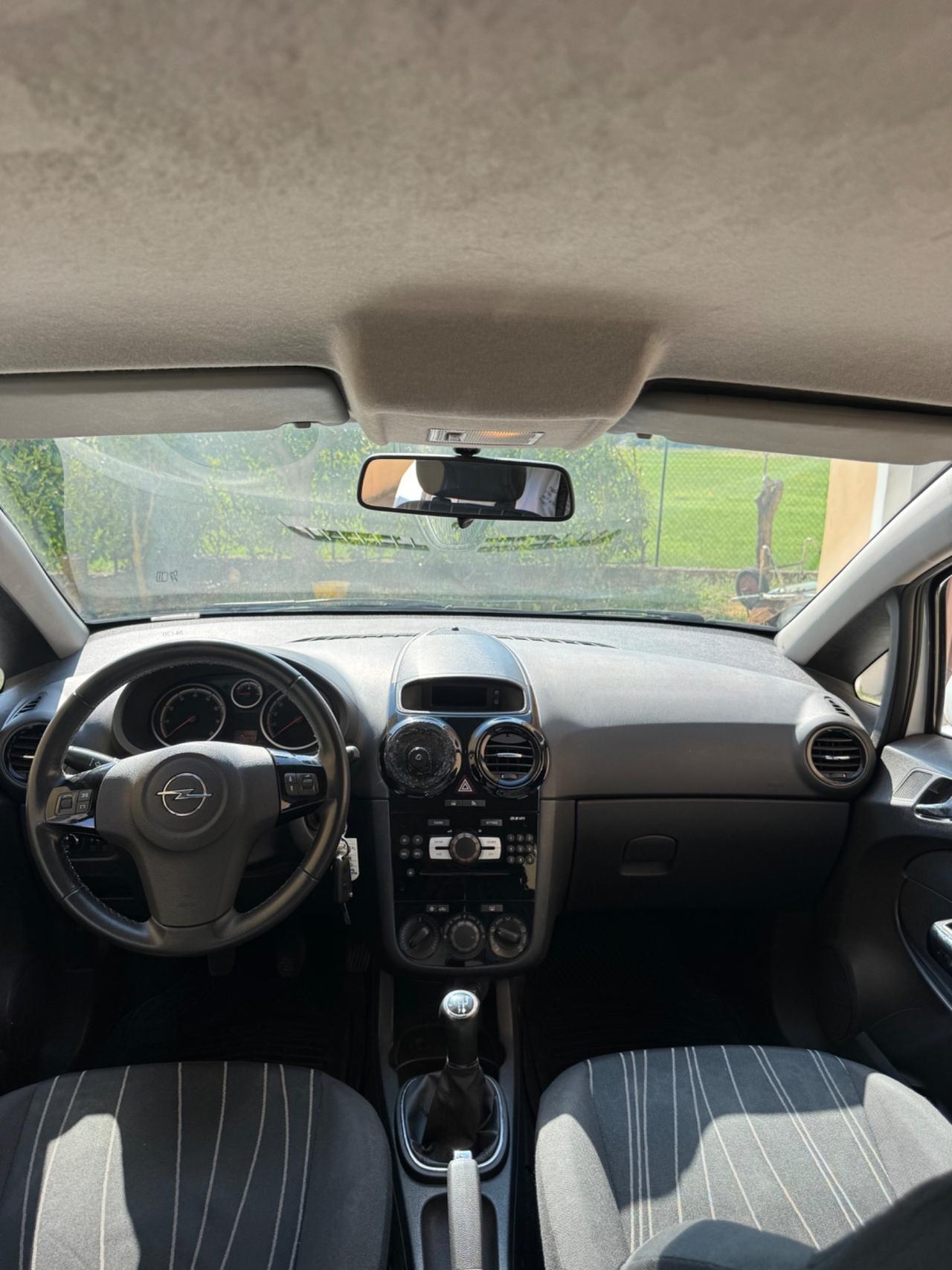 Opel Corsa 1.2 5 porte Edition