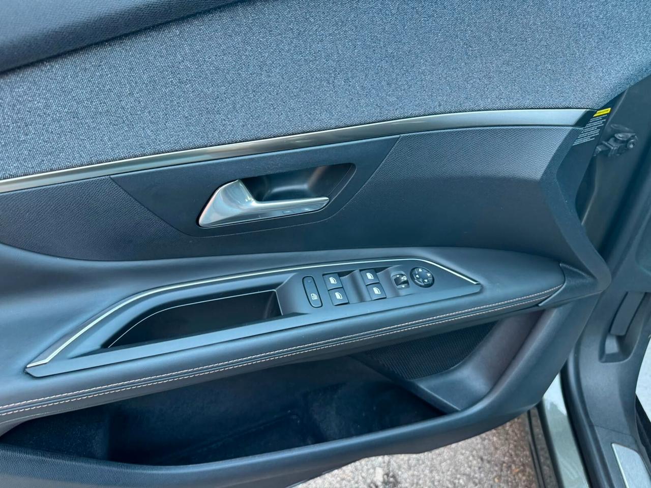 Peugeot 3008 1.6 BlueHDi 120cv EAT6 GT Line