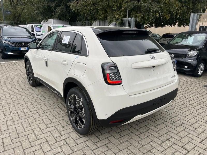 FIAT 600 600 Hybrid 110 CV DCT MHEV La Prima II
