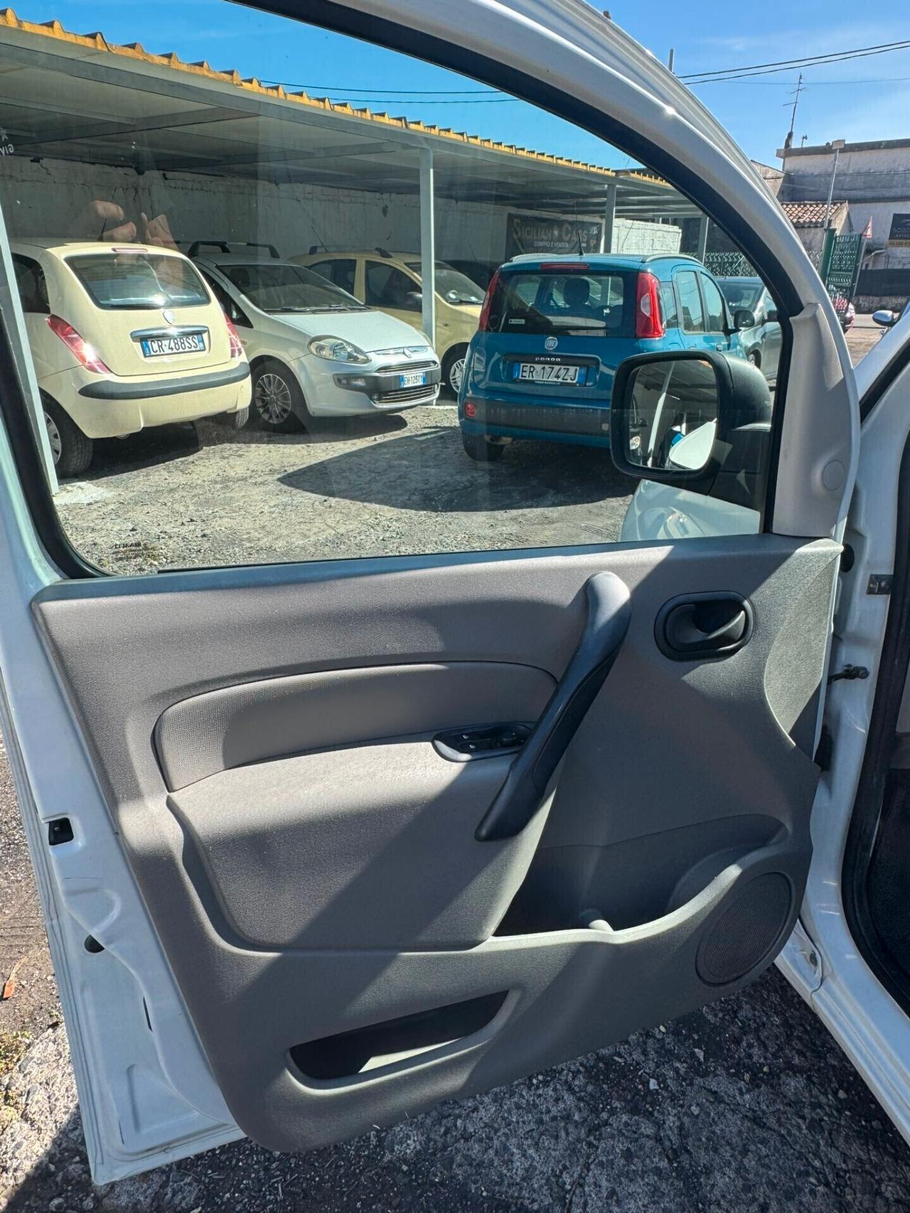 Renault Kangoo 1.5 dCi 85CV 3p. Express Generique