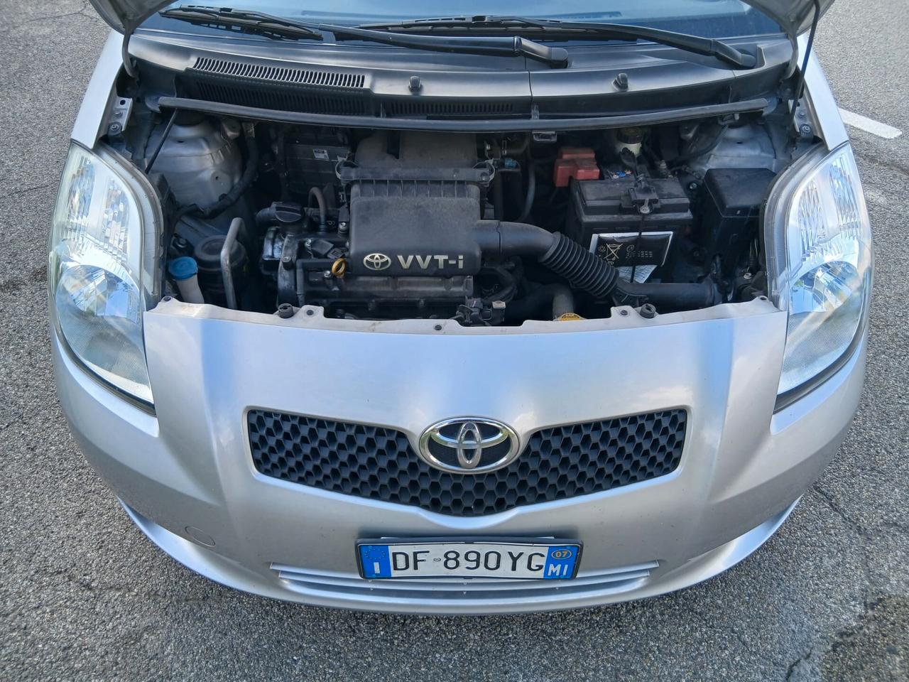 Toyota Yaris 1.3 5 porte