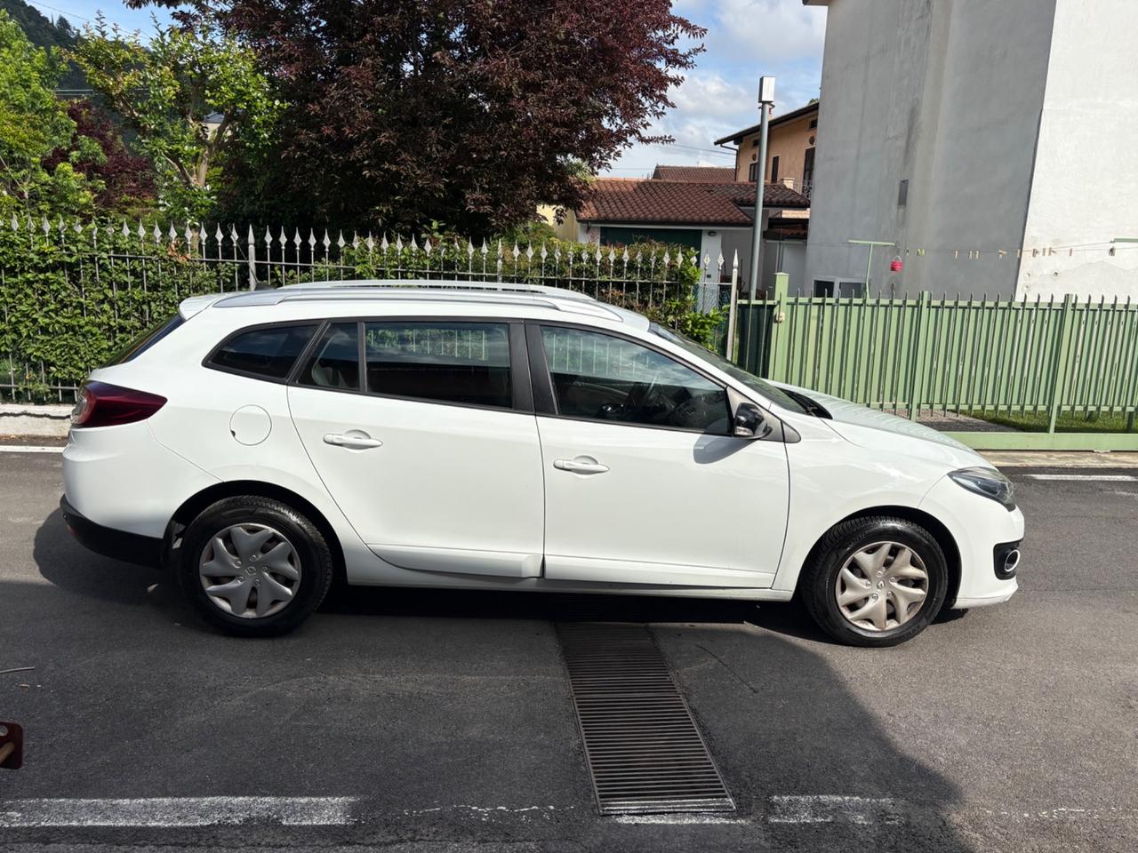 Renault Megane Mégane 1.5 dCi 110CV Start&Stop ESM SporTour Wave