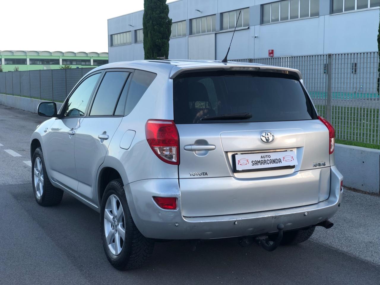 Toyota RAV 4 RAV4 2.2 D-4D 136 CV 4X4 2007