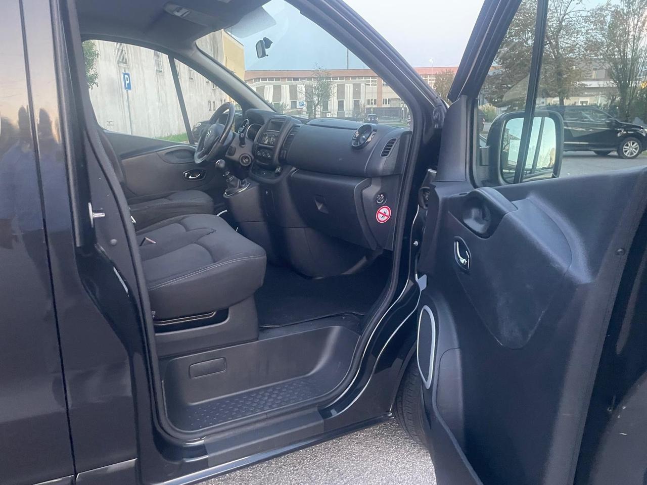 Opel Vivaro 27 1.6 BiTurbo S&S EcoFLEX PC-TN Combi 9 Posti 2015
