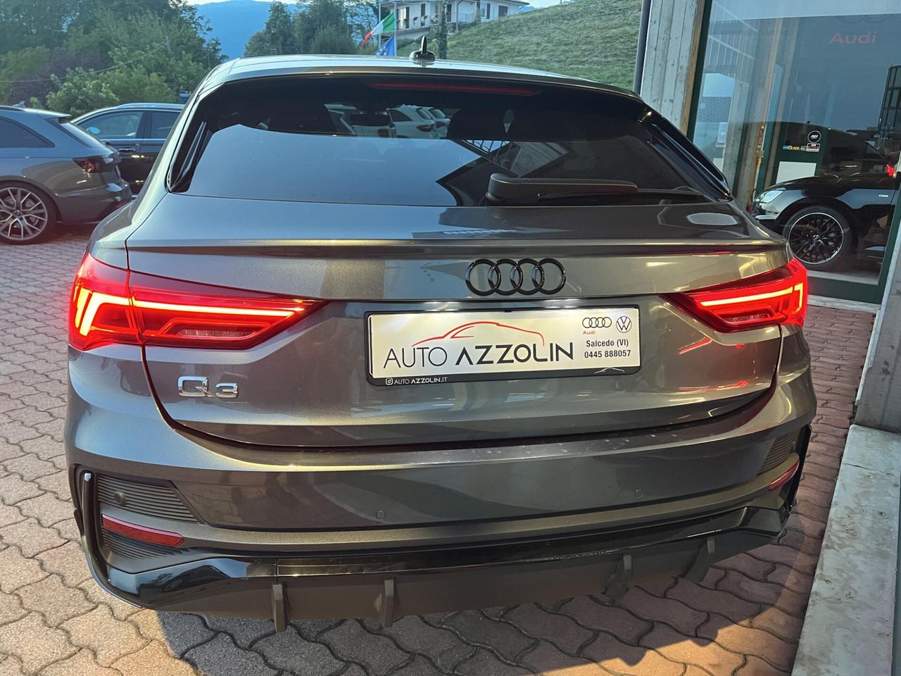 Audi Q3 Sportback 35 tdi s-tronic, S-line, 19", Look nero