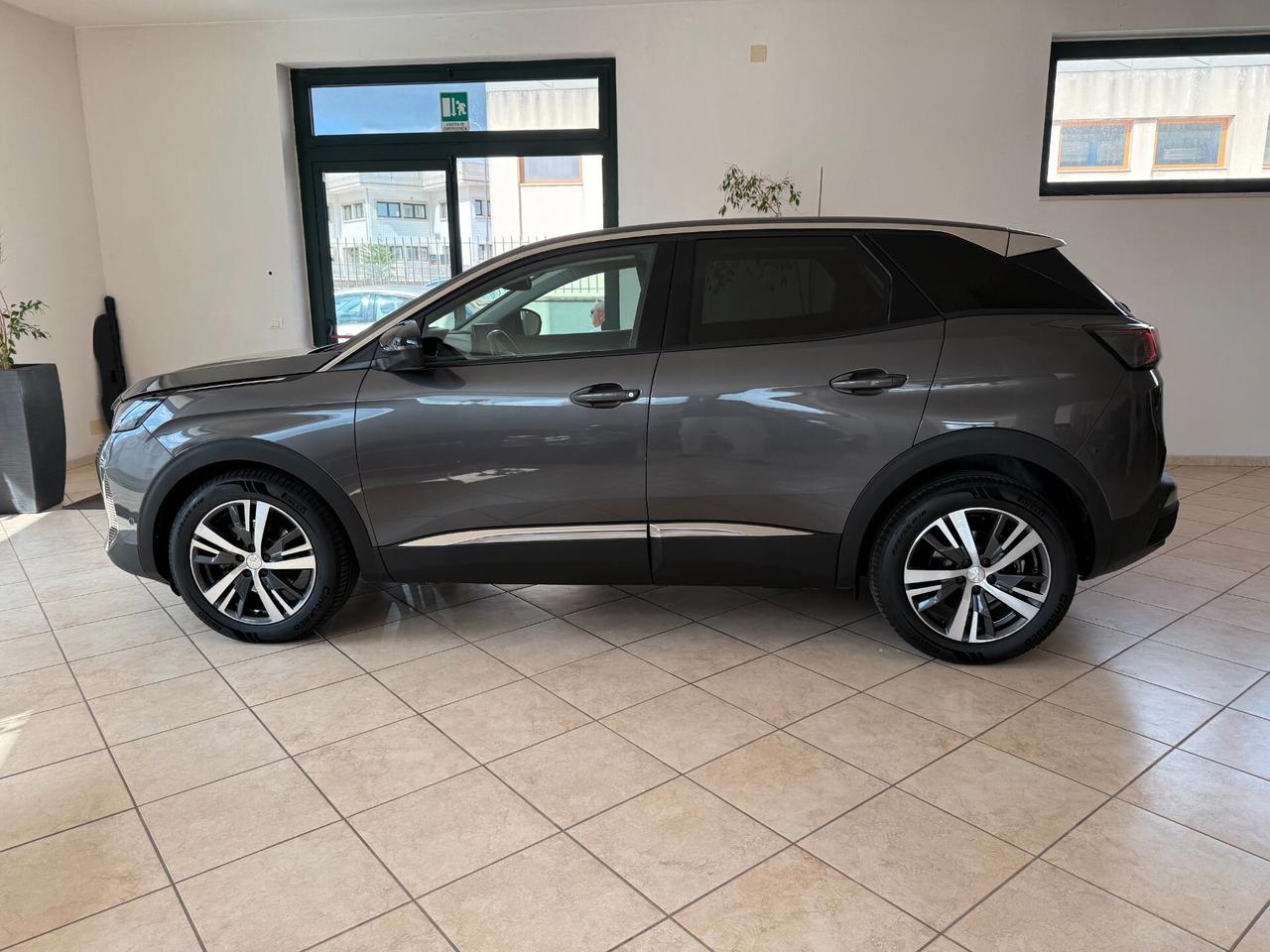 Peugeot 3008 BlueHDi 130 S&S EAT8 Allure Pelle RetroCam Full