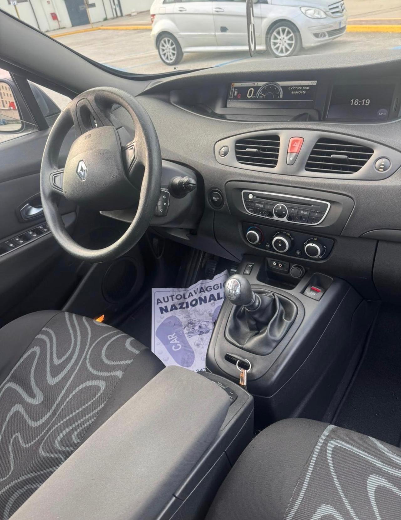 Renault Scenic Scénic X-Mod 1.5 dCi 110CV Confort