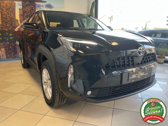 TOYOTA Yaris Cross 1.5 Hybrid E-CVT Business