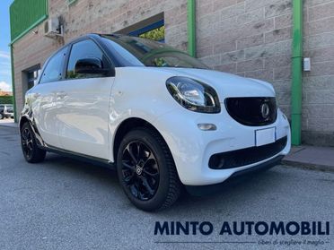 SMART ForFour 1.0 PASSION 71CV VOLANTE MULTIFUNZIONE BLUETOOTH