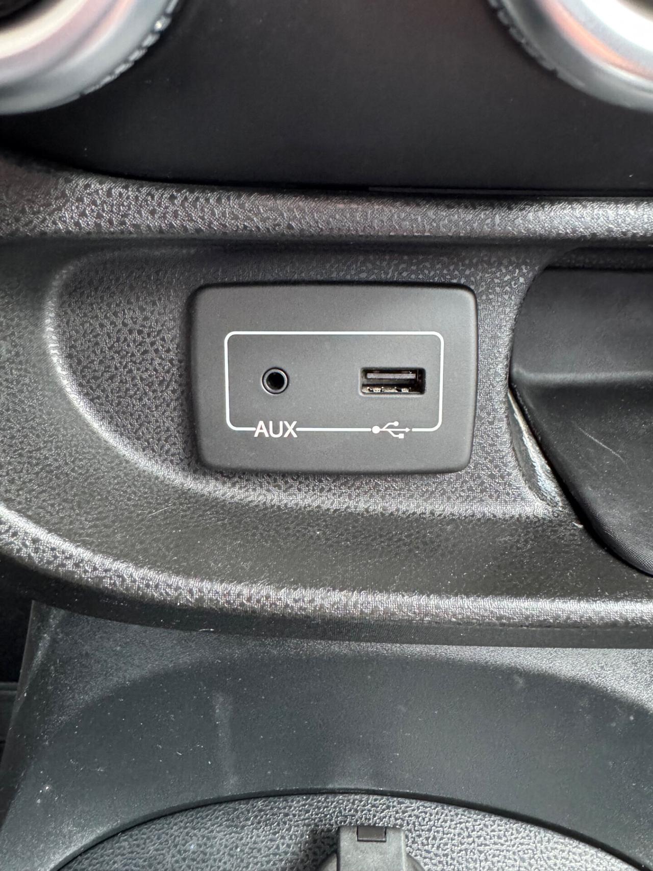 Fiat 500L 1.3 Multijet POCHI CHILOMETRI