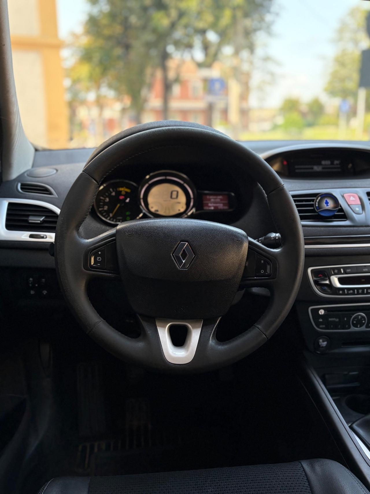 Renault Megane Mégane C-C 1.5 dCi 110CV Luxe