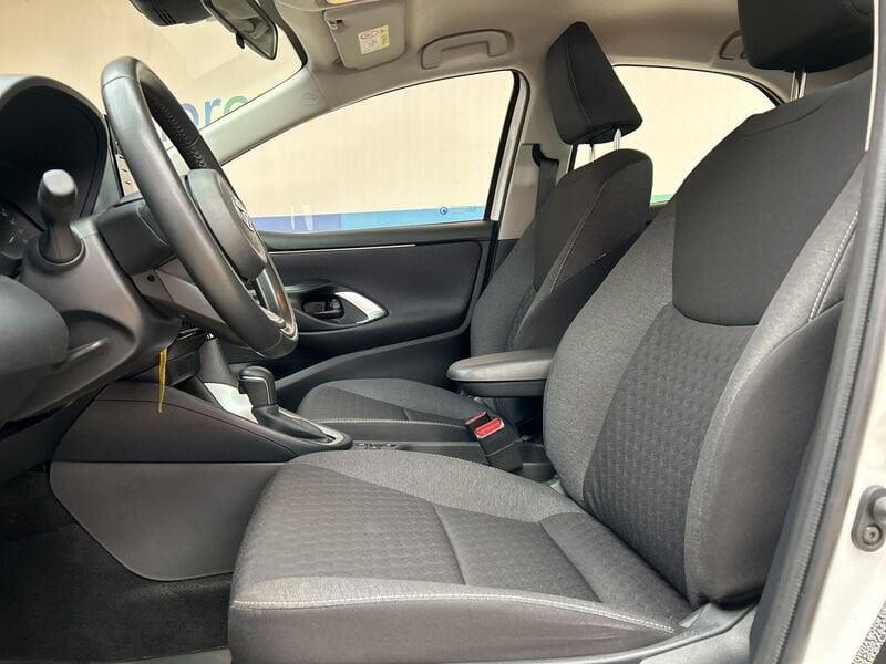 Toyota Yaris 1.5 hybrid Active