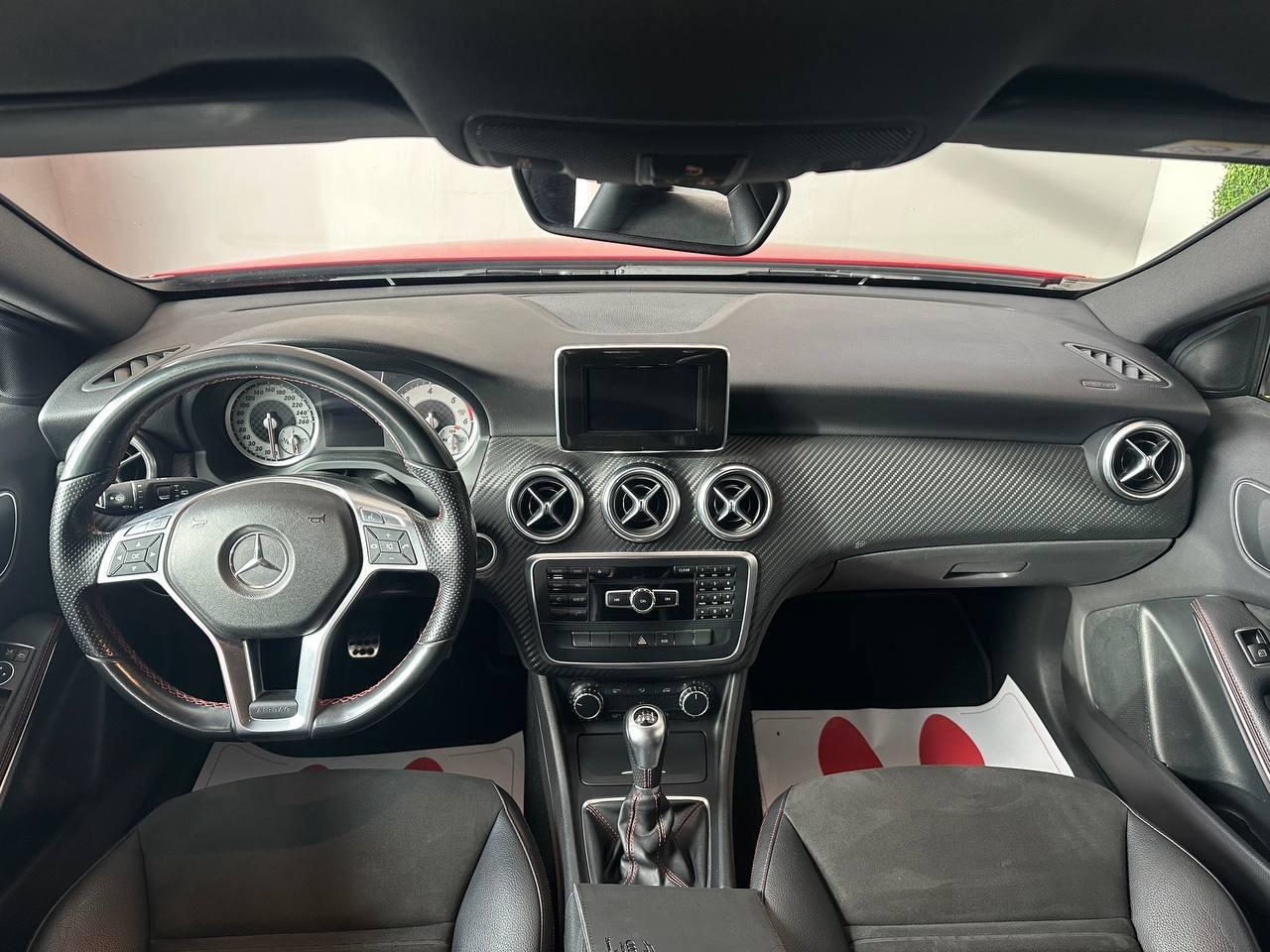 Mercedes Benz A180d - Premium - Unico Proprietario