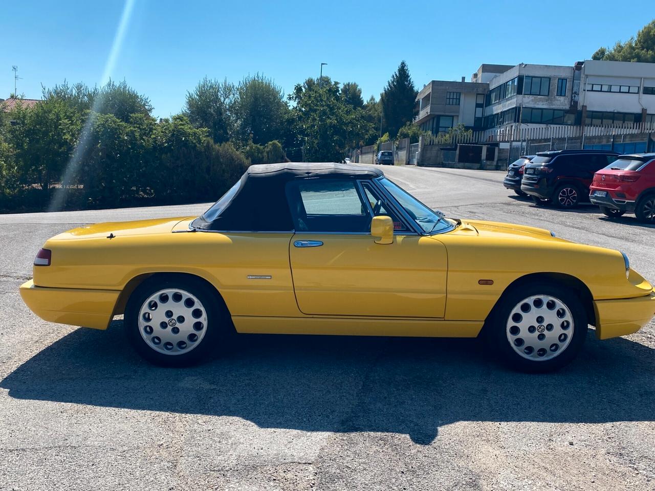 Alfa Romeo DUETTO SPIDER