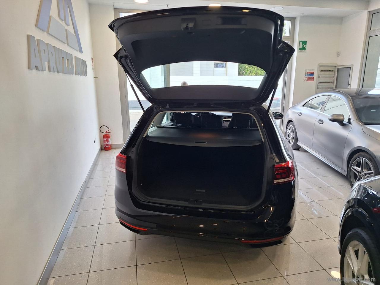 VOLKSWAGEN Passat Var. 2.0 TDI 122 CV EVO DSG Bus.