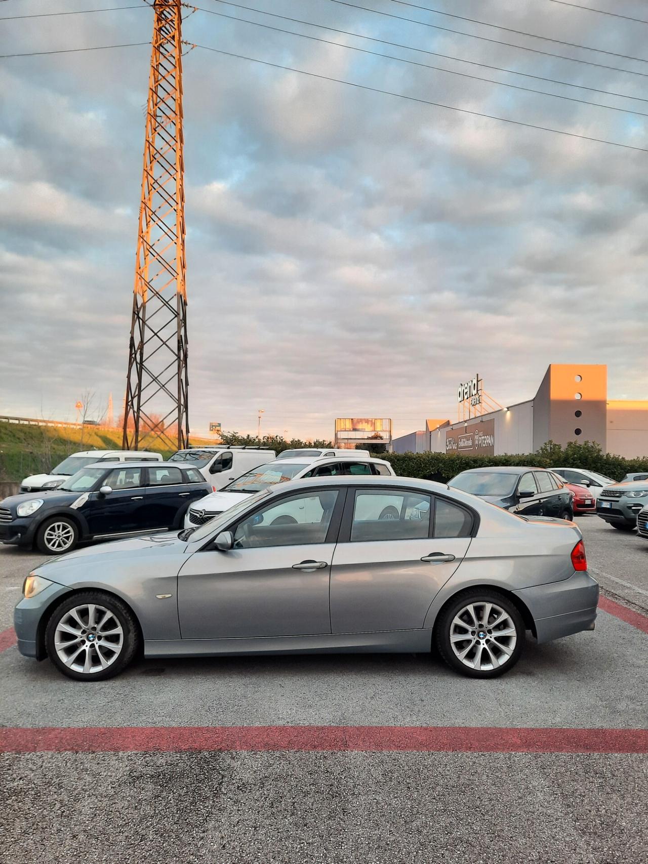 Bmw 320 320i cat Attiva