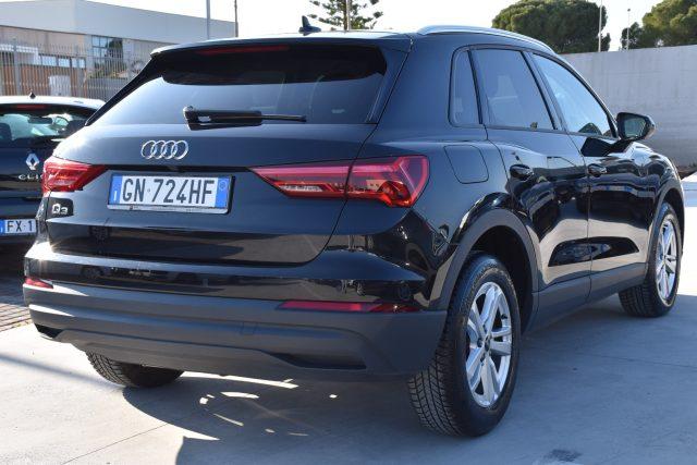 AUDI Q3 35 TDI S tronic Business *Telecamera, Navi, LED*