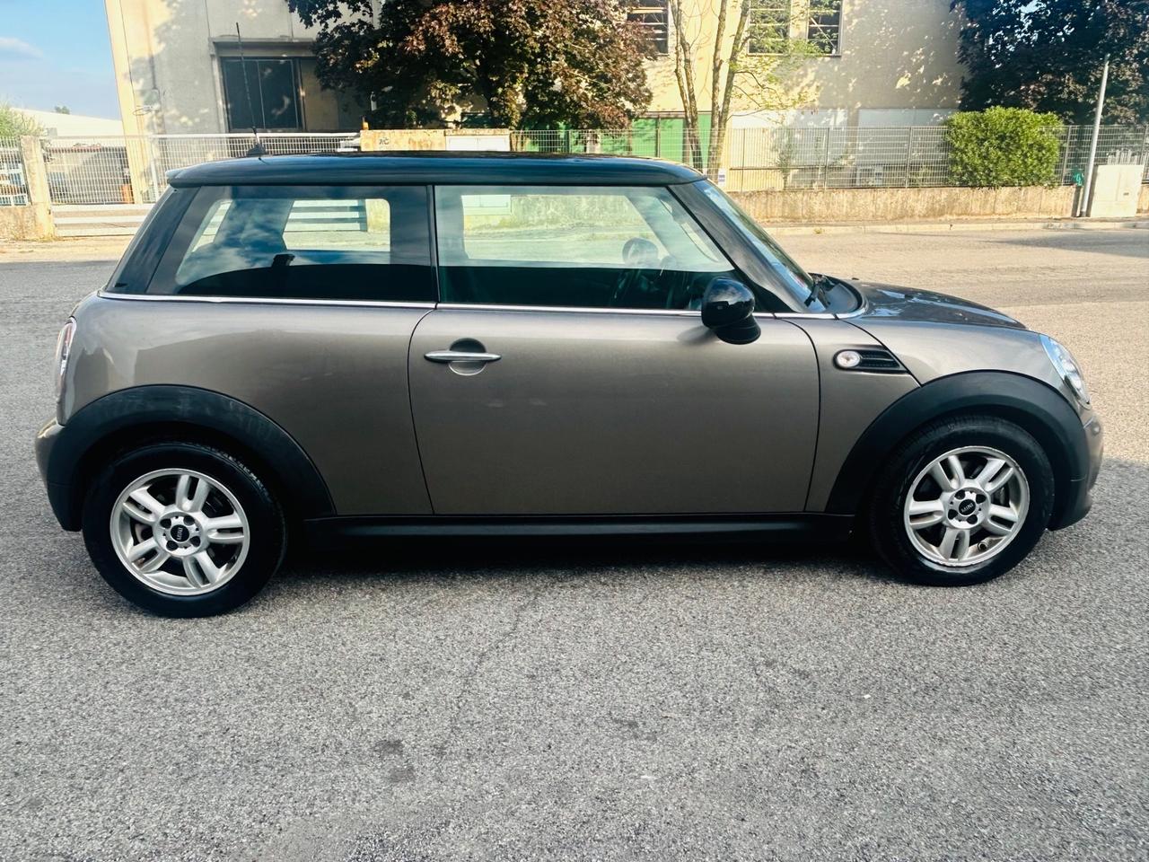 Mini Cooper D 1600 110cv 180000 km