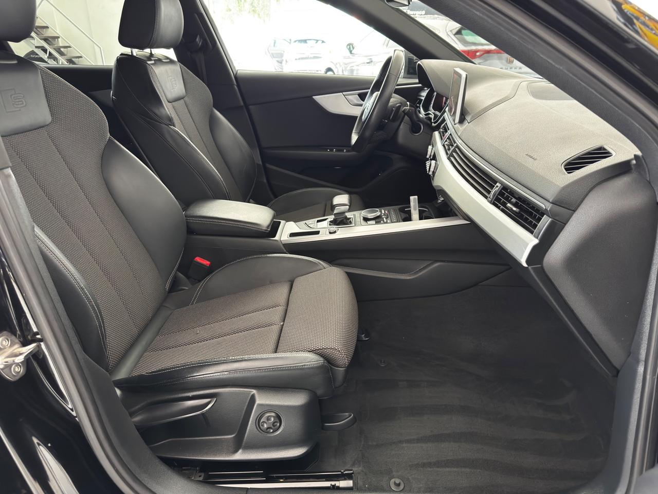 Audi A4 Avant 35 TDI S tronic line edition 150cv