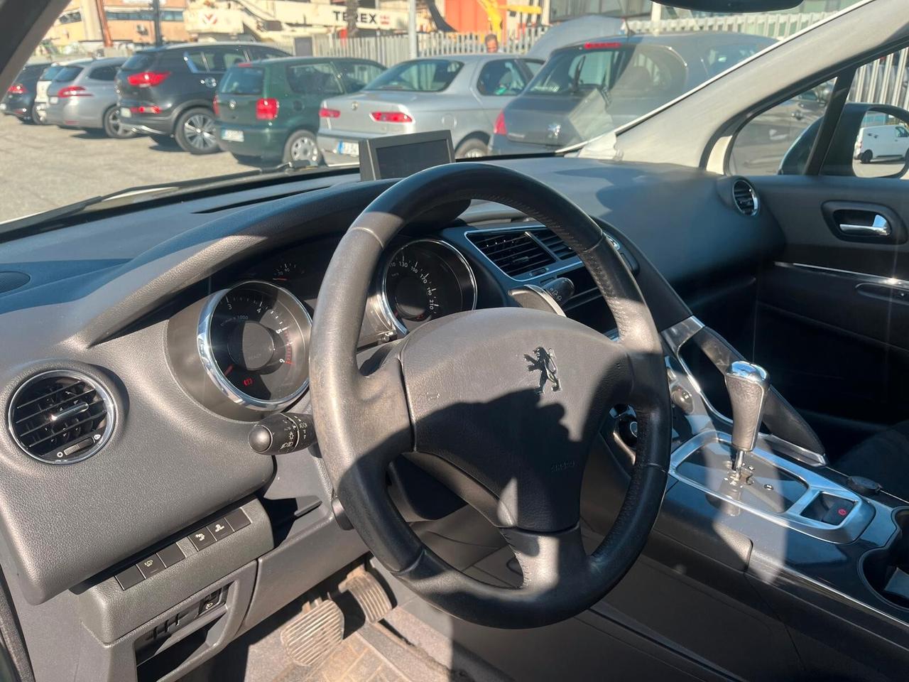 Peugeot 3008 1.6 e-HDi 112CV cambio robotizzato Stop&Start Allure