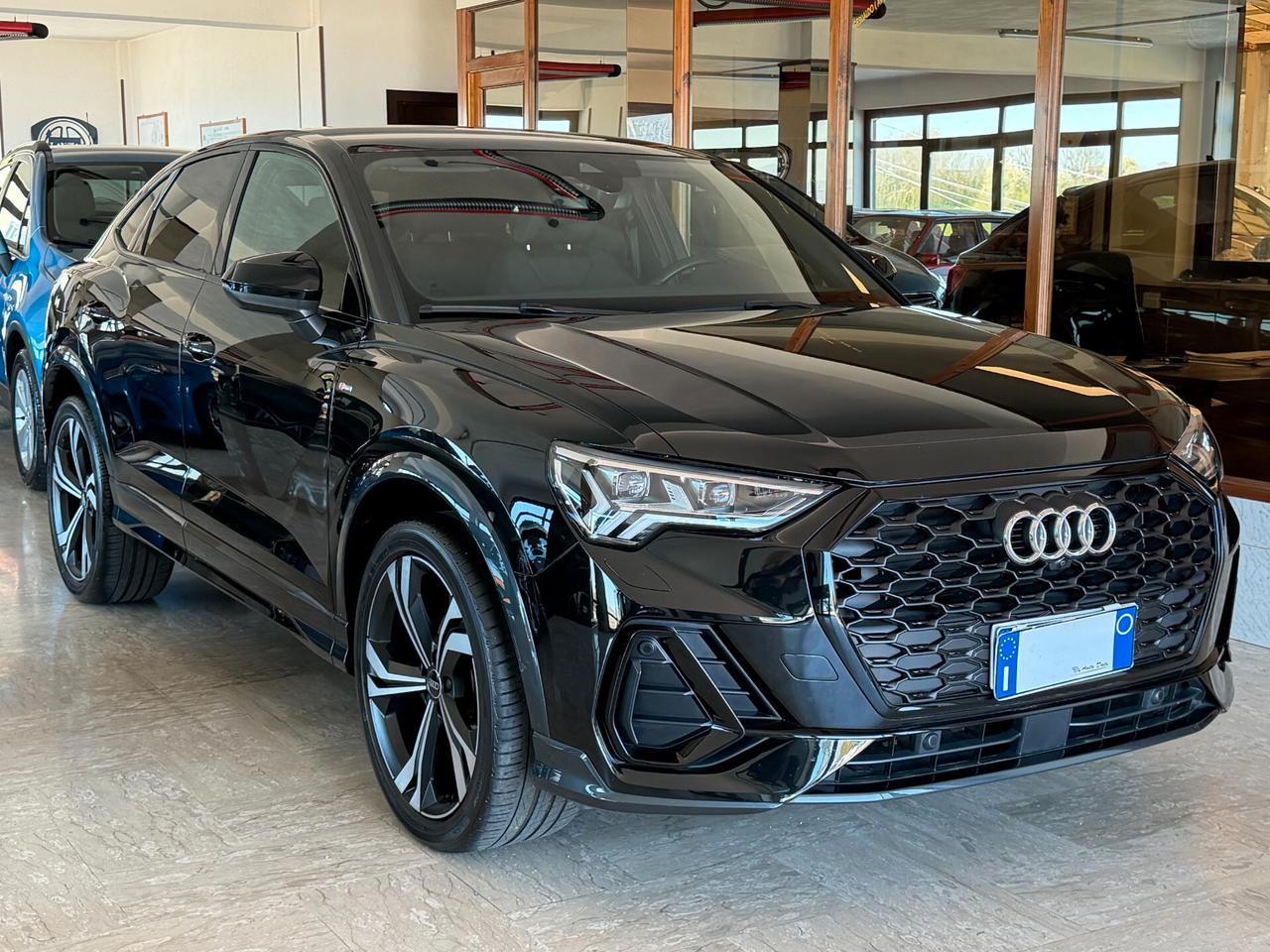 Audi Q3 SB 35 2.0 TDI 150 cv. S Tronic LINE EDITION