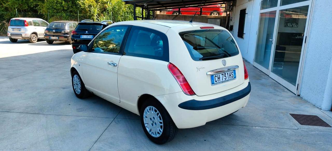 Lancia Ypsilon 1.2