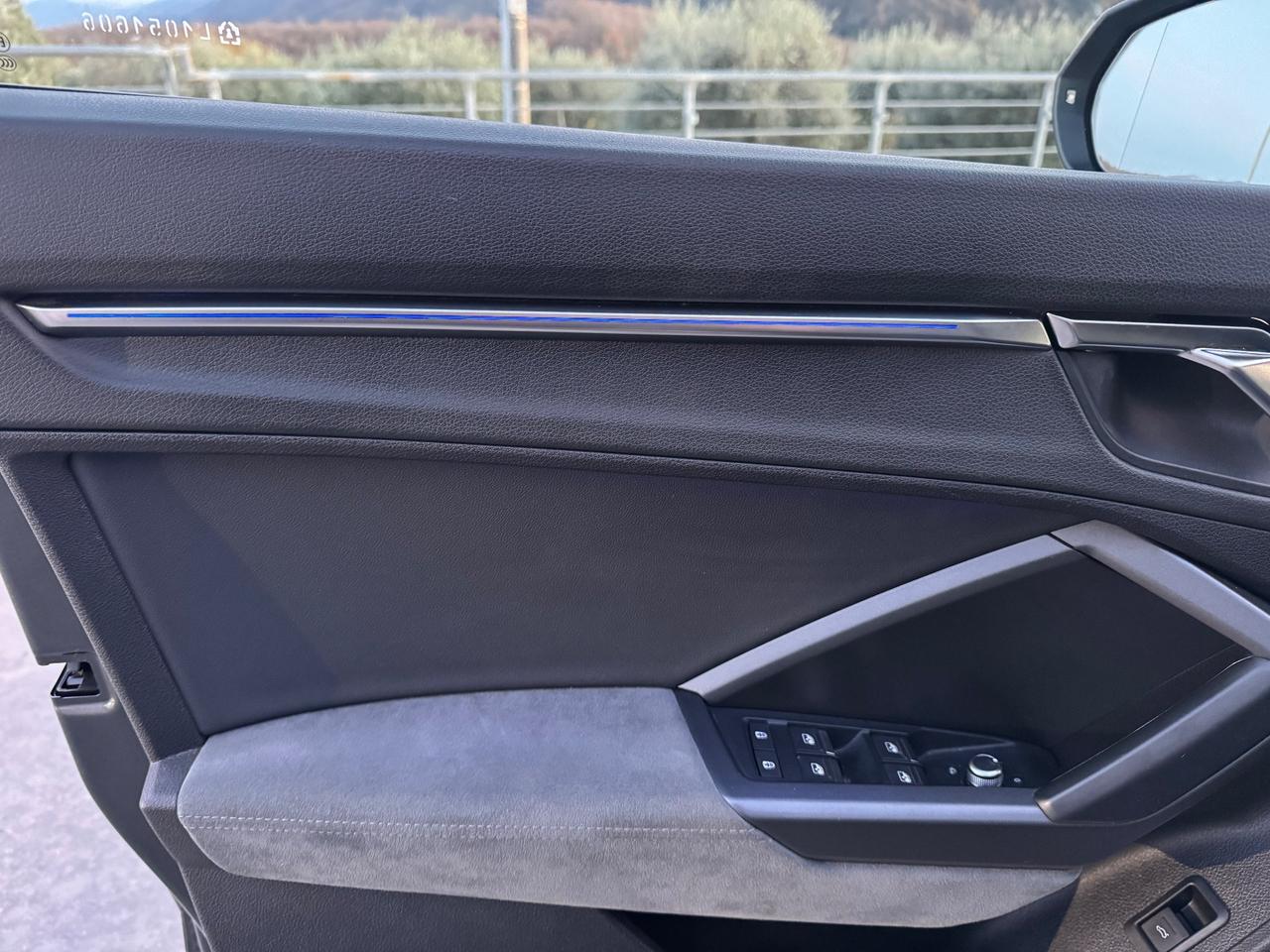 Audi Q3 SPORTBACK 35 TDI S tronic line edition