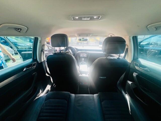 Volkswagen Passat 2.0 TDI DSG Highline BlueMotion Technology