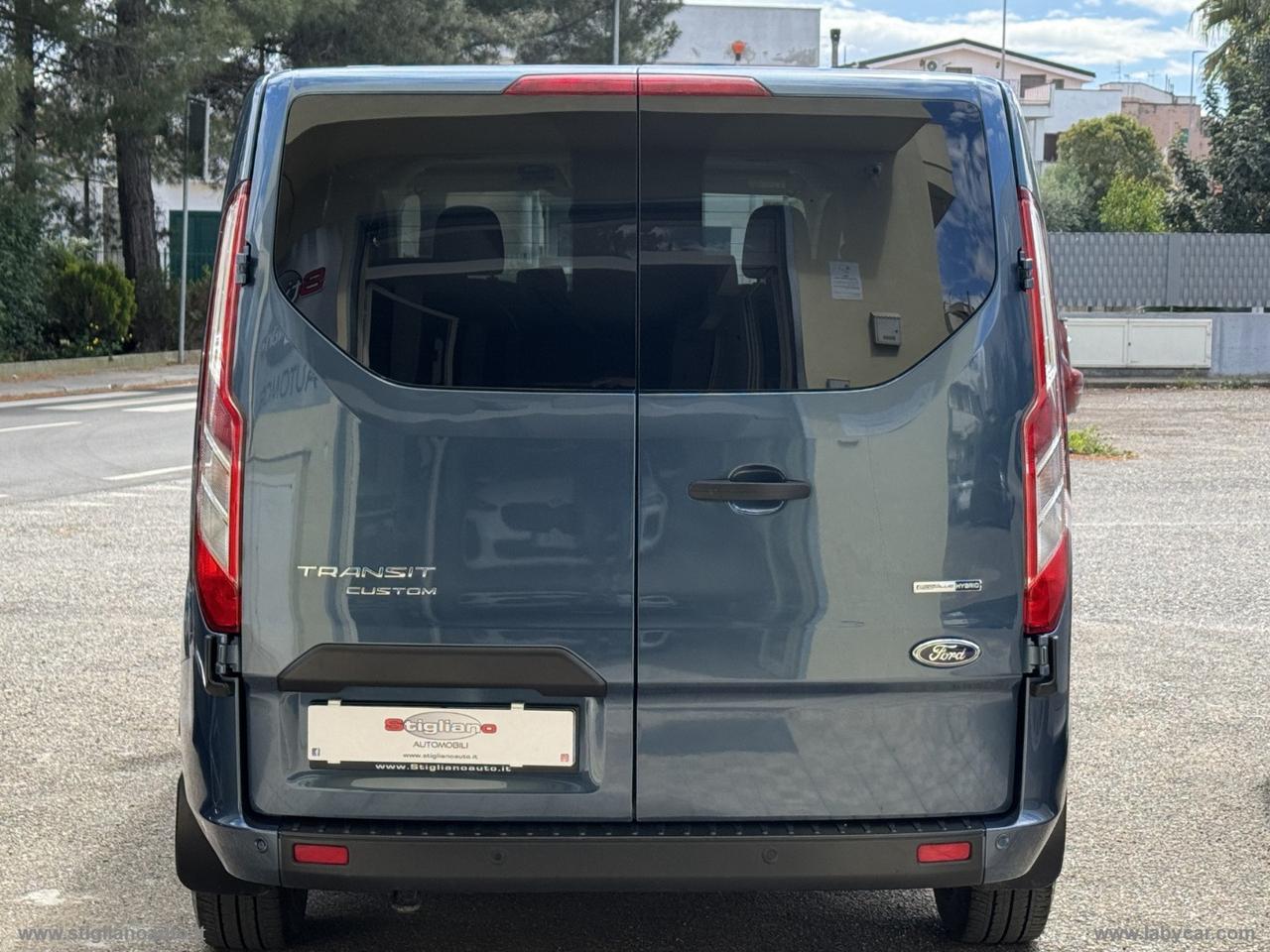 FORD Tran.Cust.320 2.0EcoB.130MHEVPL Comb.Tr. 9 POSTI + IVA