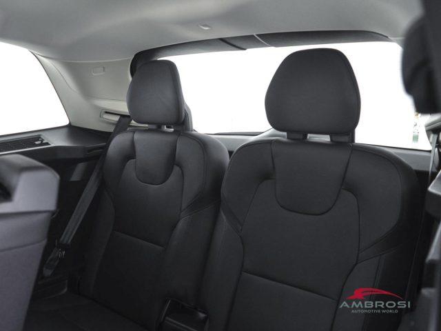 VOLVO XC90 2.0 b5 Core awd 7p.ti auto