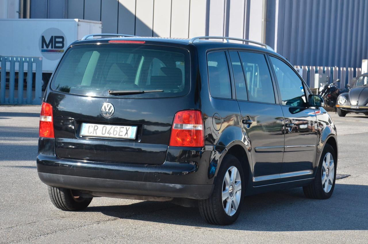 Volkswagen Touran 2.0 TDI 136CV Highline
