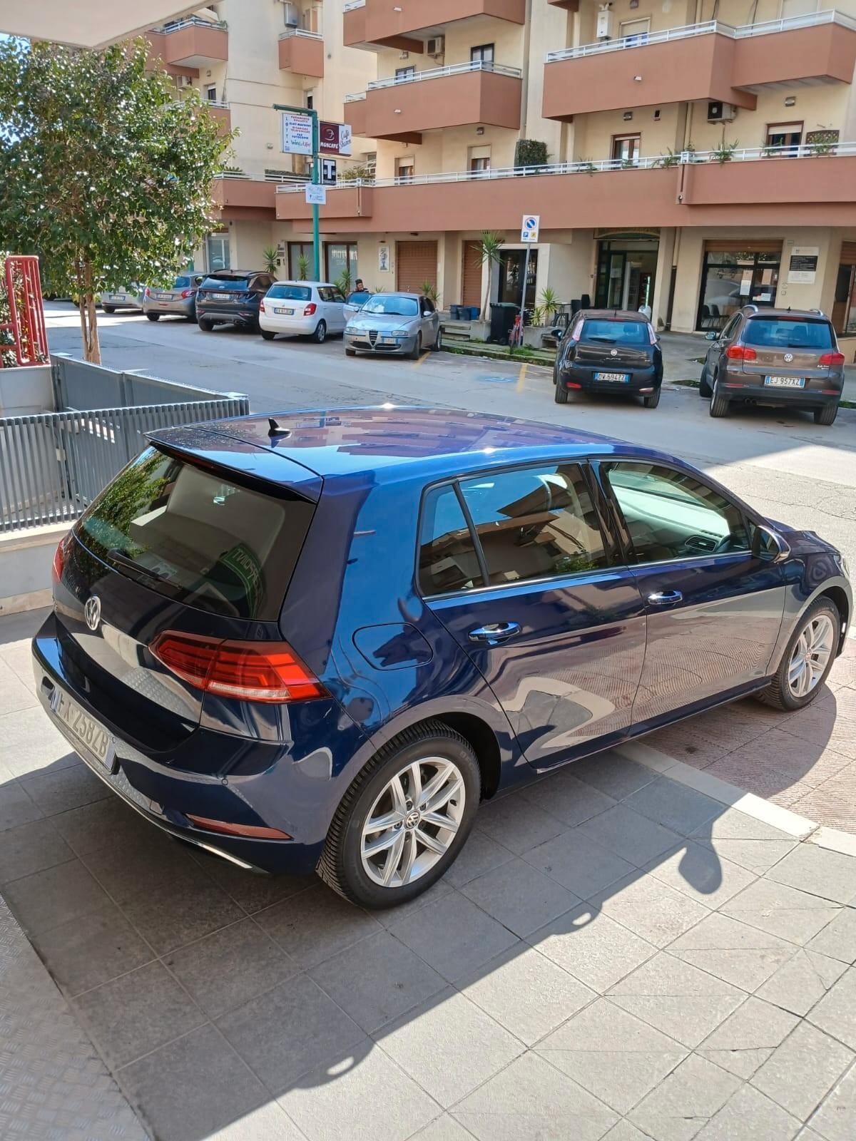 Volkswagen Golf Variant 1.6 TDI 115 CV Business BlueMotion Technology