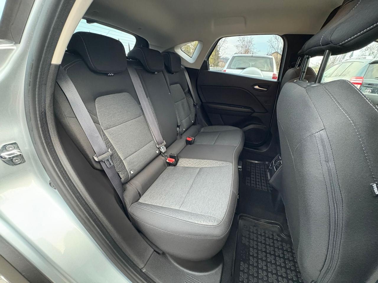 RENAULT CAPTUR 1.0 BENZ SI NEOPATENTATI KM 24.066