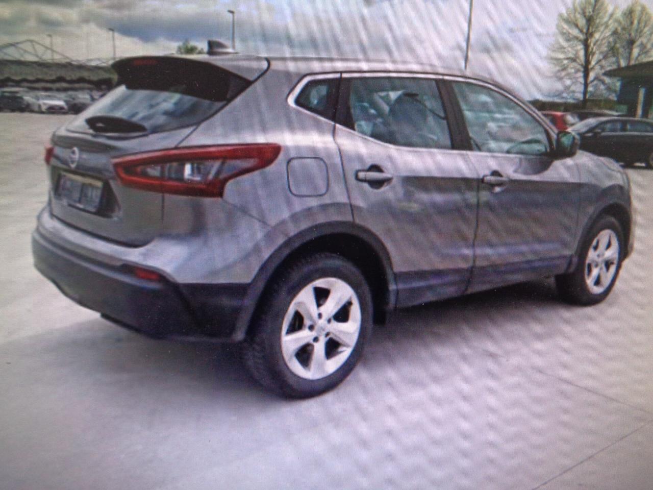 Nissan Qashqai 1.3 DIG-T 140 CV Business