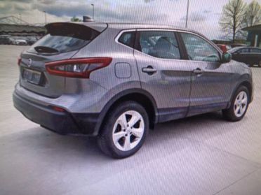 Nissan Qashqai 1.3 DIG-T 140 CV Business