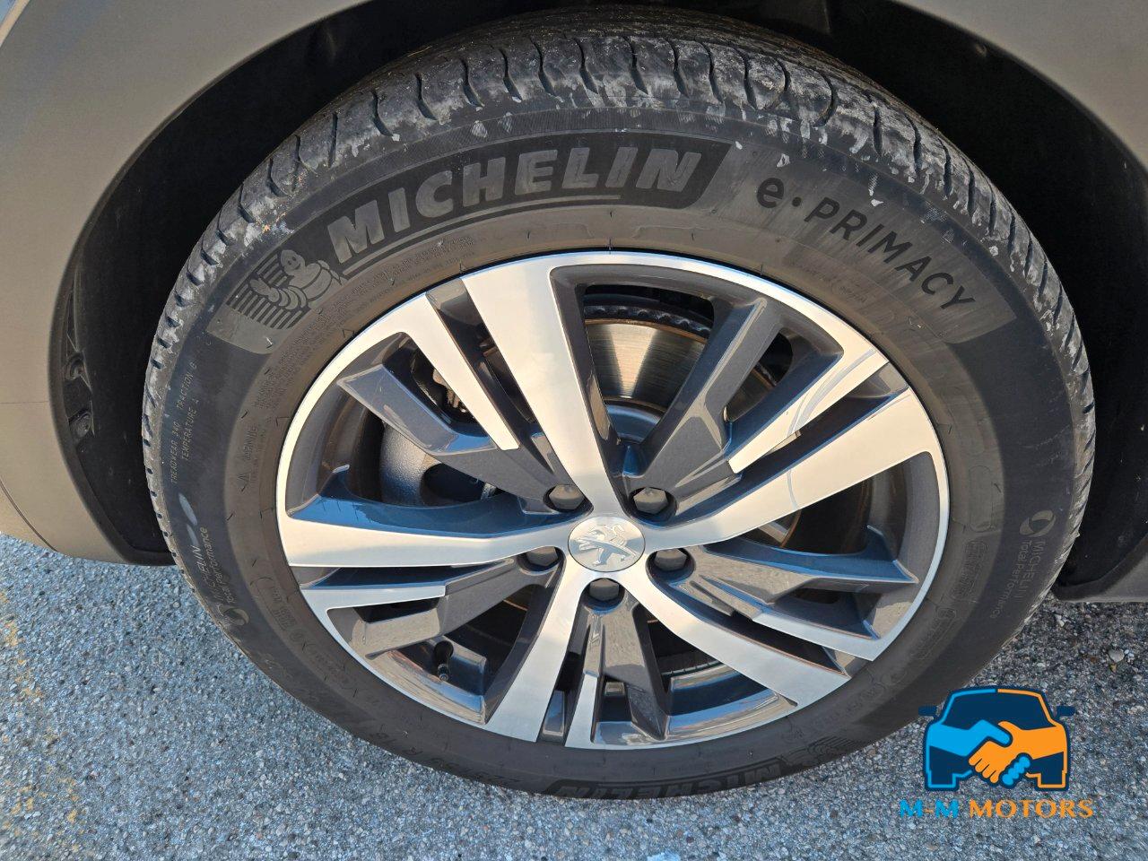 Peugeot 3008 3008 1.6 hybrid phev Allure 225cv e-eat8