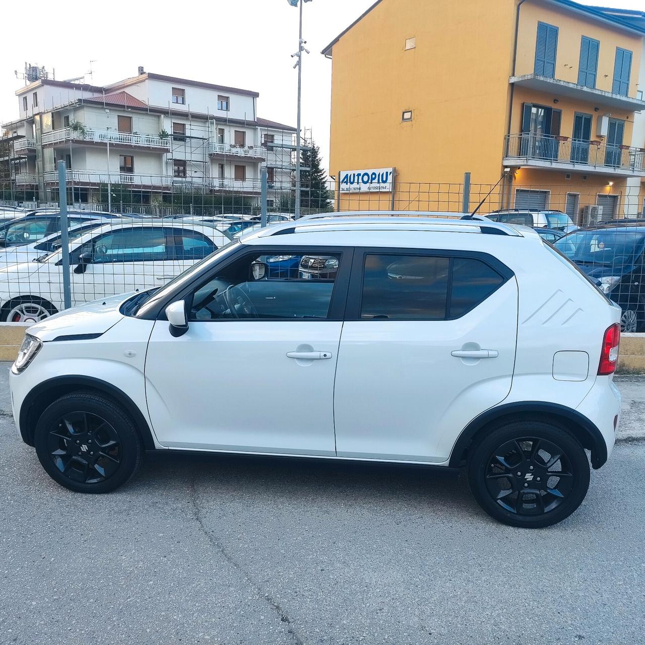 Suzuki Ignis 1.2 Hybrid Top