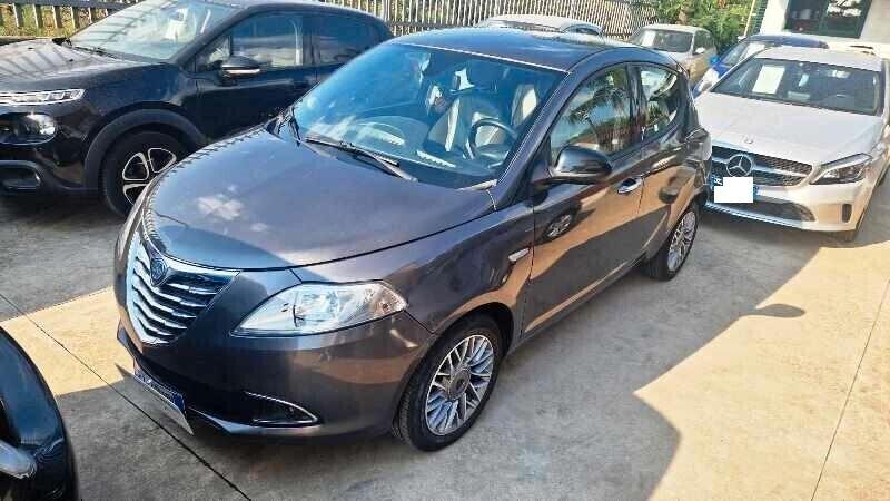 Lancia Ypsilon 1.3 M-Jet 95 CV S&S Gold