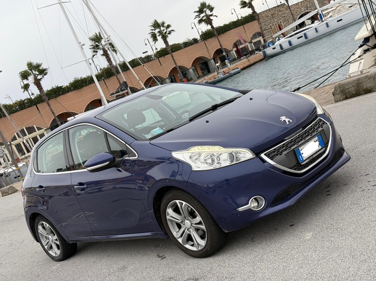 Peugeot 208 1.2 VTi 82 CV--GPL--GPL--NEOPATENTATI