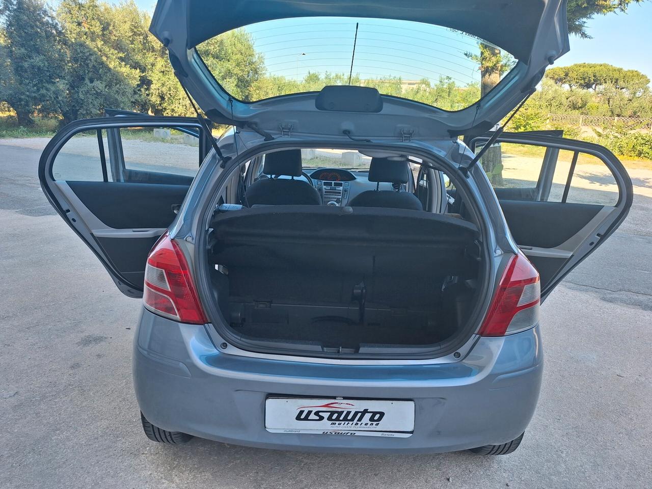 Toyota Yaris 1.0 BENZINA 5 PORTE 2010
